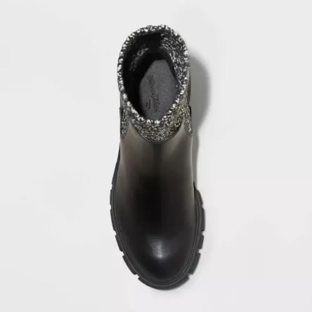 Ladies Black  And Grey Boots sz 10